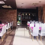 Paradise Relax 아파트 반스코
