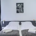 아파트 Paradise Relax 반스코